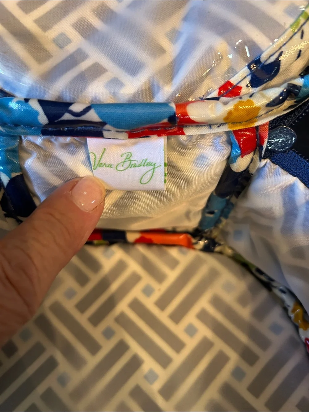 Vera Bradley round cosmetic